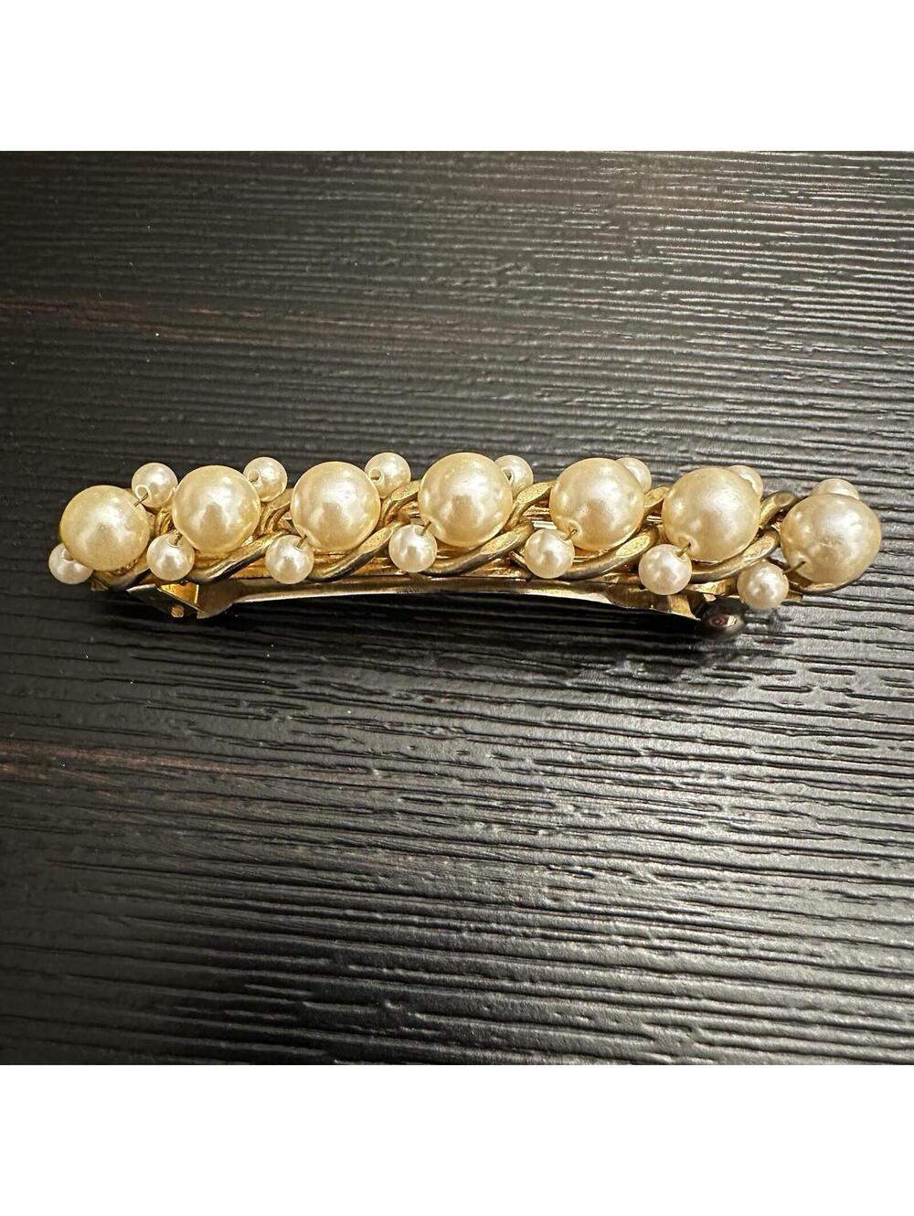 Vintage Faux Pearl On Links Barrette-Easy Snap-Good Condition